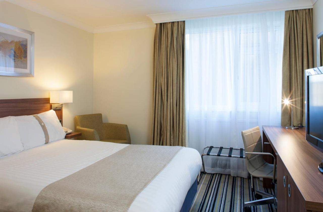 Holiday Inn Warrington By Ihg Extérieur photo