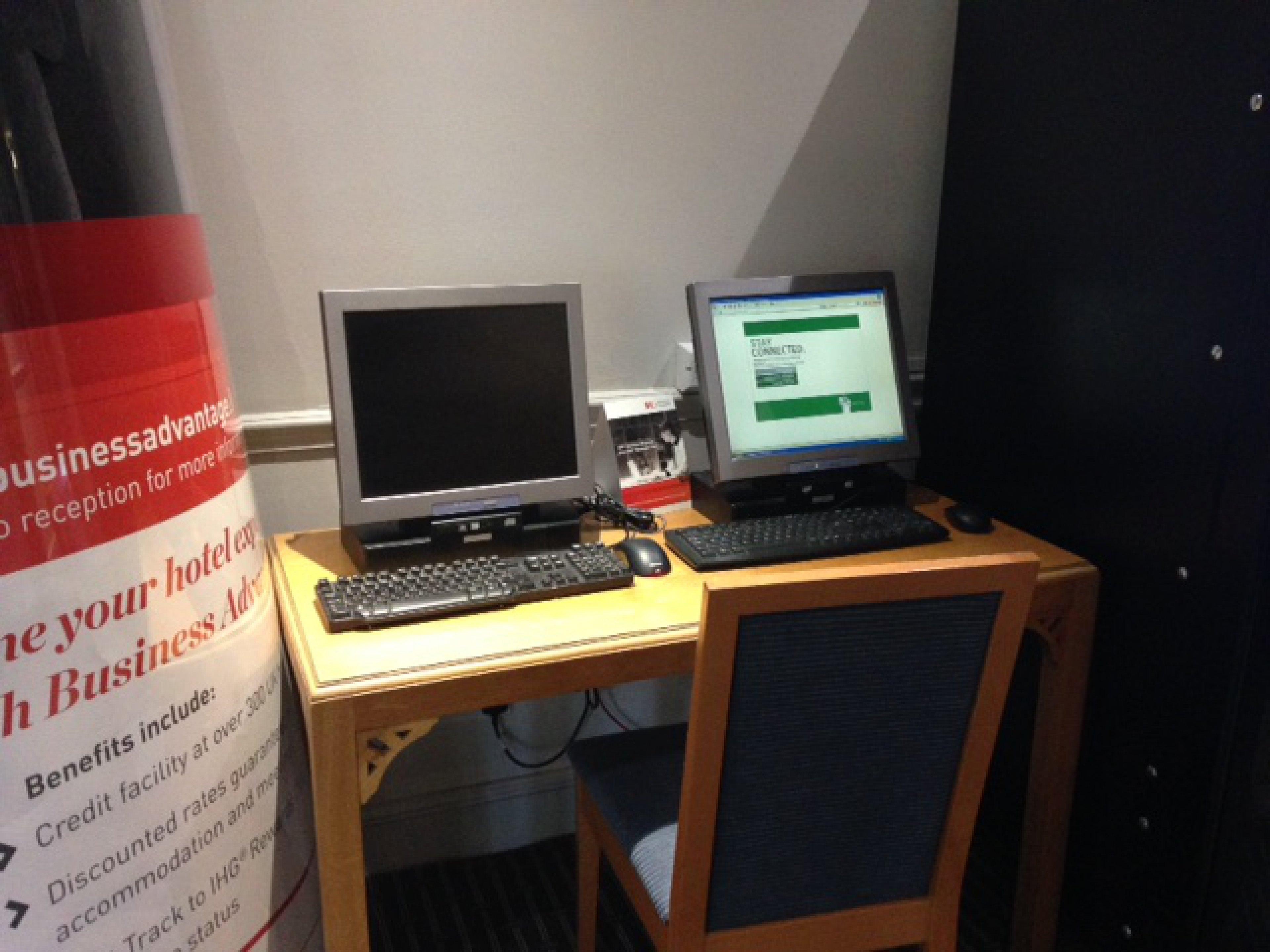 Holiday Inn Warrington By Ihg Extérieur photo