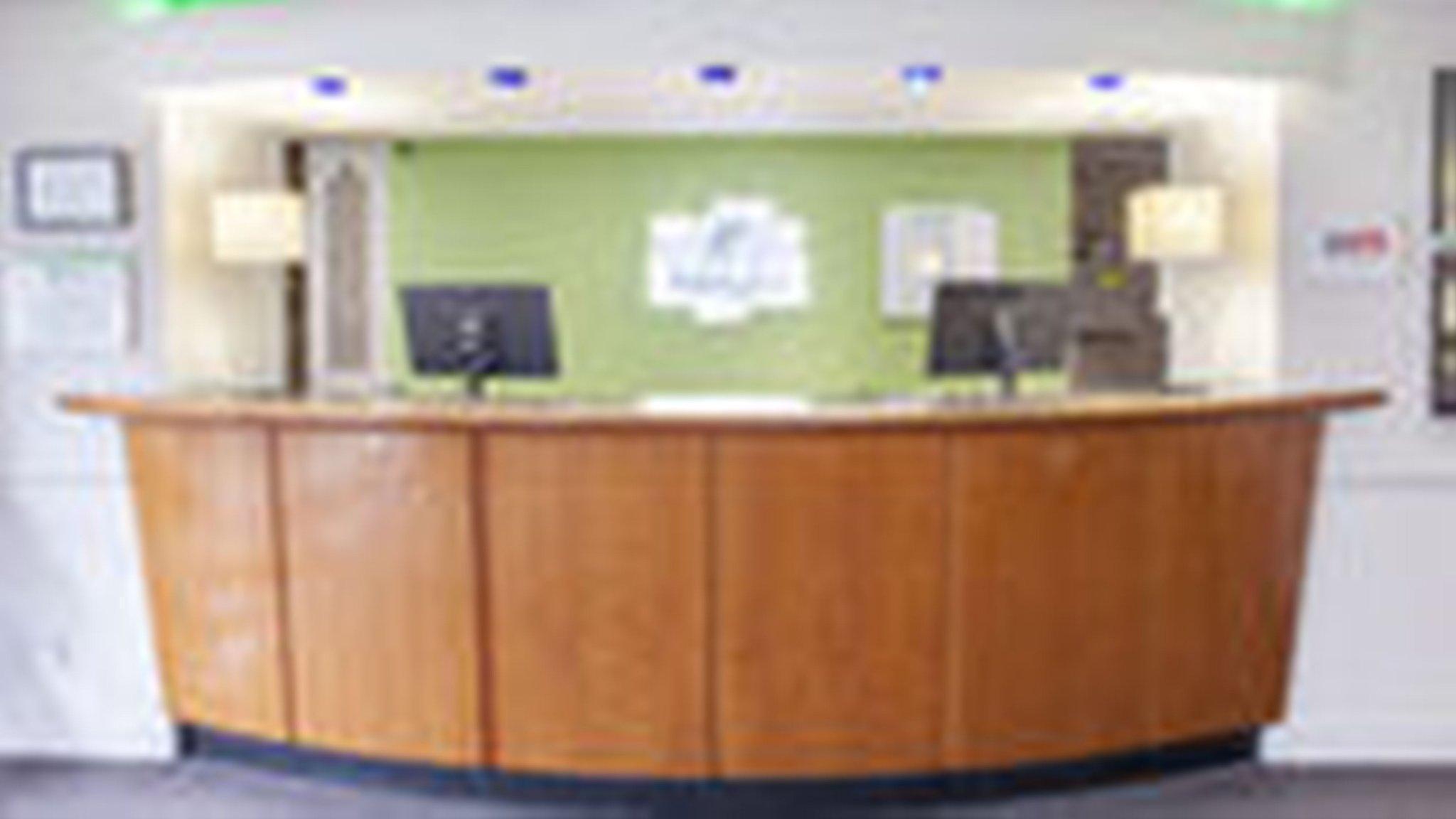 Holiday Inn Warrington By Ihg Extérieur photo