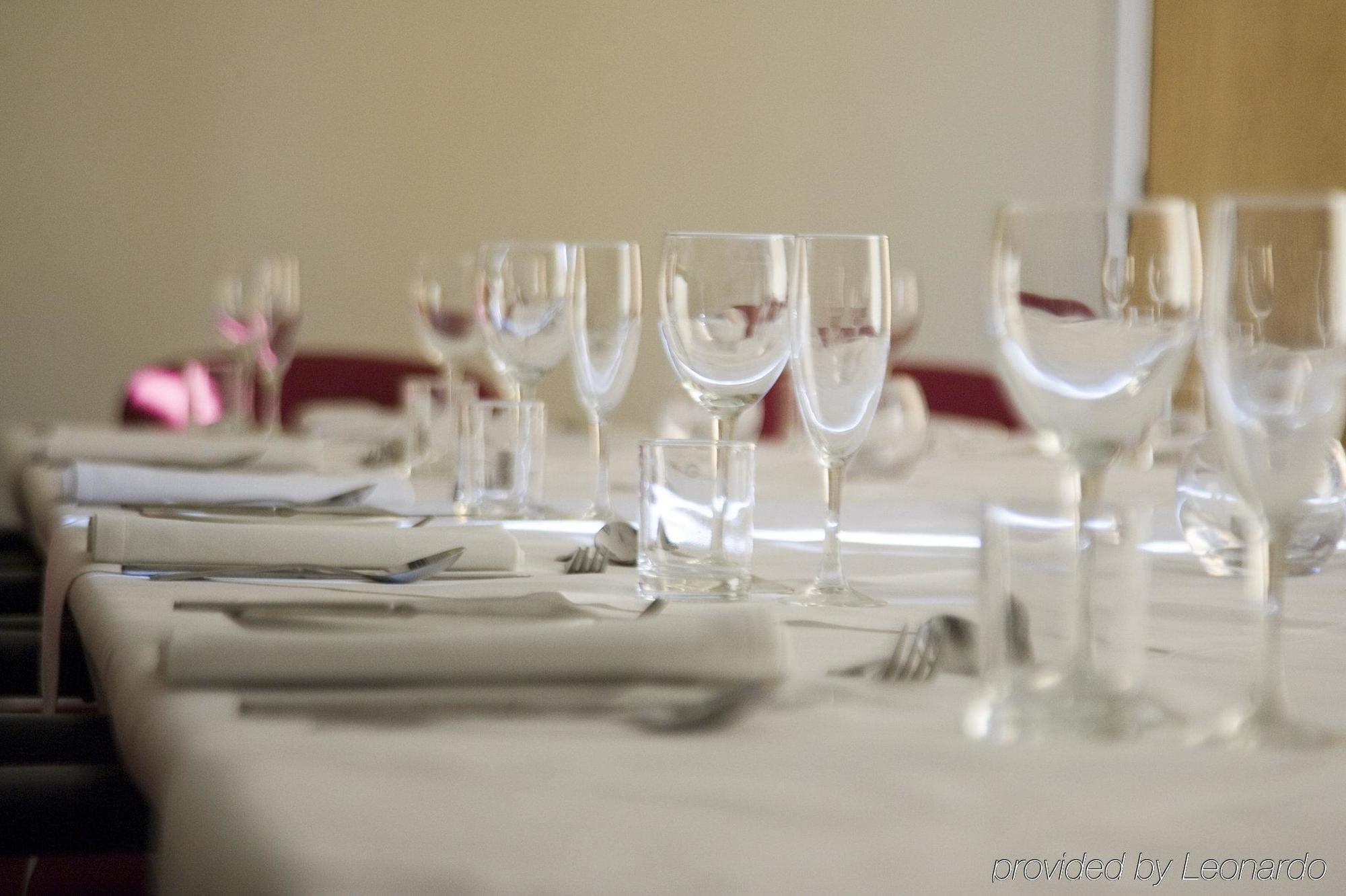 Holiday Inn Warrington By Ihg Extérieur photo